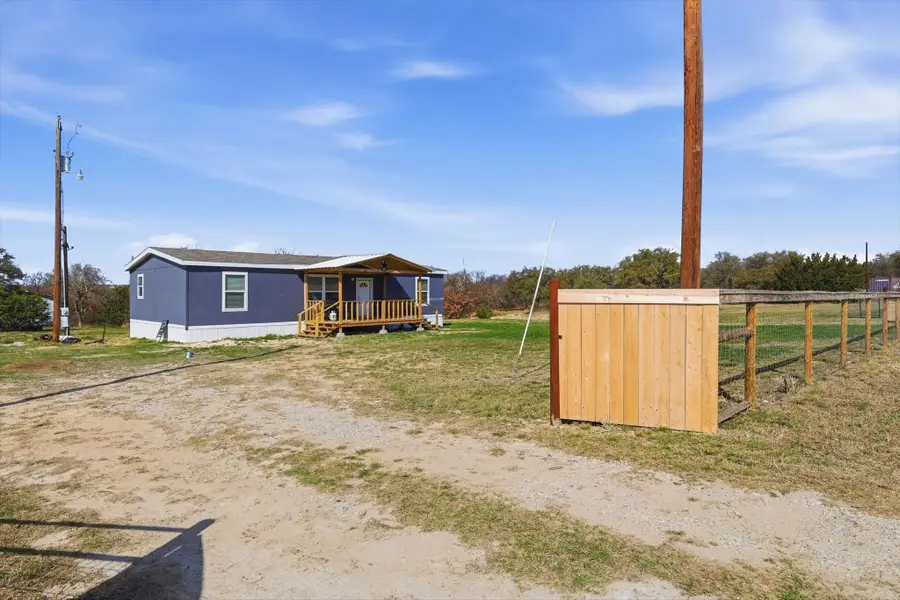 7553 Hutcheson Hill Road, Springtown, TX 76082 - #3