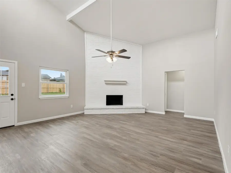 7321 Fredricksburg Drive, Forest Hill, TX 76140 - #3