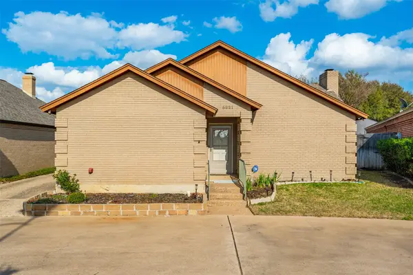 5821 Ridgerock Court, Fort Worth, TX 76132