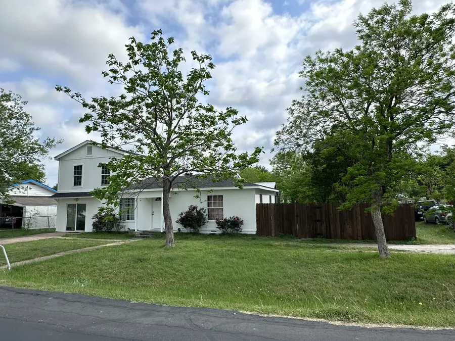 211 Sunnyside Drive, Waxahachie, TX 75165 - #3