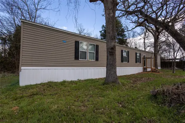 336 N Cherokee Shores Drive, Mabank, TX 75156