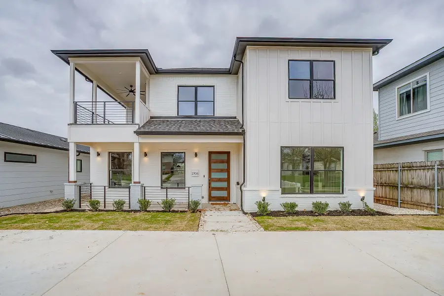 2705 Gordon Avenue, Fort Worth, TX 76110 - #3