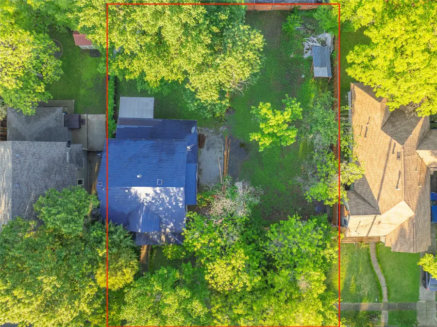 820 Elsbeth Street, Dallas, TX 75208 - #2