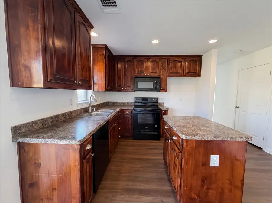 1200 Boxwood Drive, Crowley, TX 76036 - #2