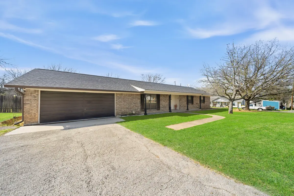 502 S 8th Street, Valley Mills, TX 76689 - #1