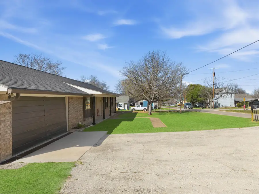 502 S 8th Street, Valley Mills, TX 76689 - #3