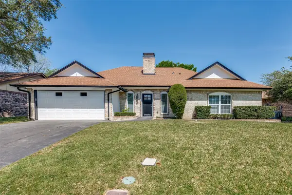 9904 Ivy Leaf Lane, Fort Worth, TX 76108