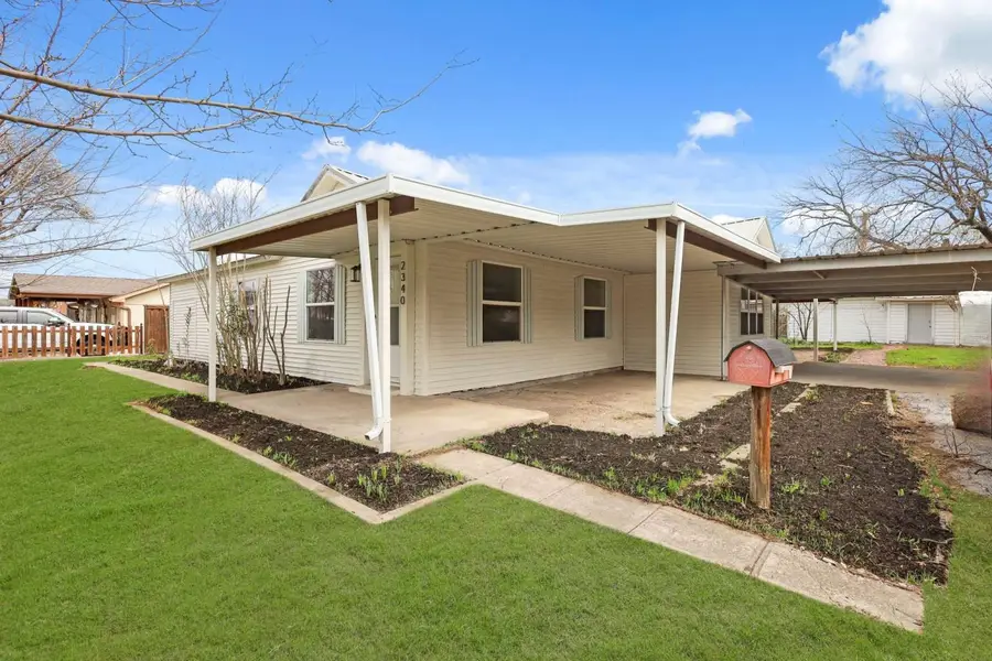 2340 Harris Lane, Haltom City, TX 76117 - #2