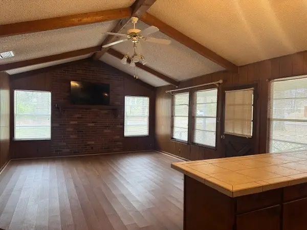 131 Sierra Madre Street, Payne Springs, TX 75156