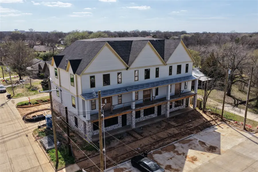 299 301 303 W Oak Street, Mansfield, TX 76063 - #2