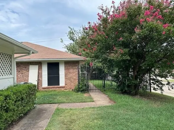 4200 Wingrove Drive, Arlington, TX 76015