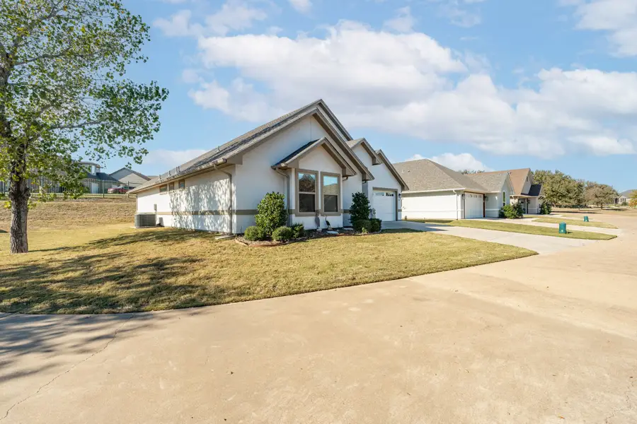 105 Easy Street, Glen Rose, TX 76043 - #3