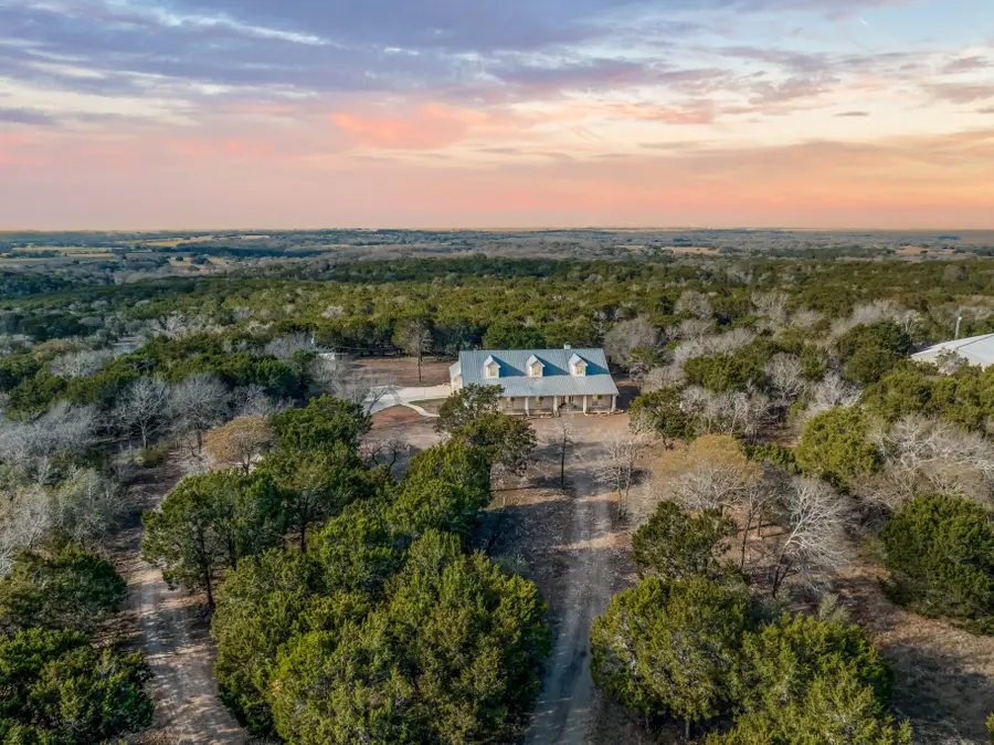 1919 Bend Of The Bosque Road, China Spring, TX 76633 - #2
