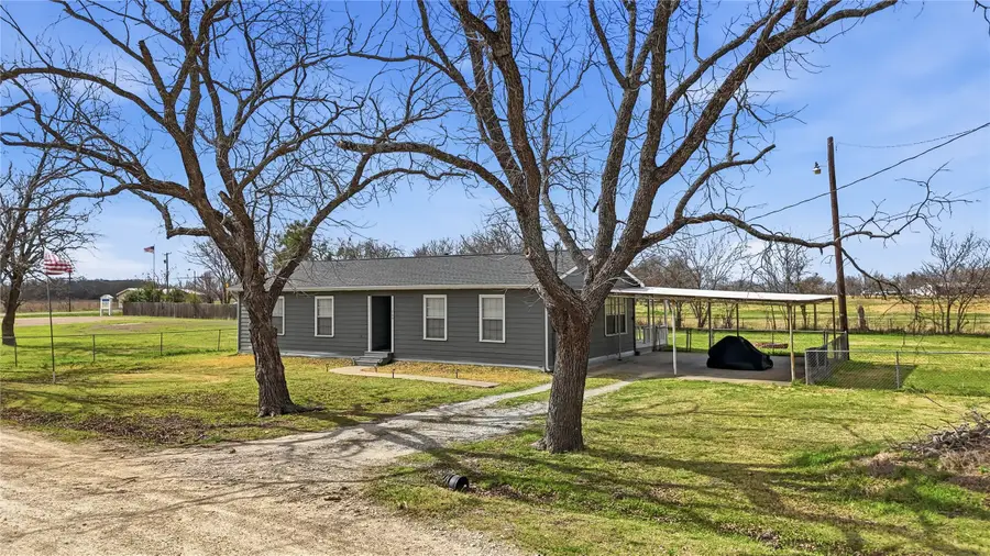 265 N Trinity Avenue, Emhouse, TX 75110 - #2