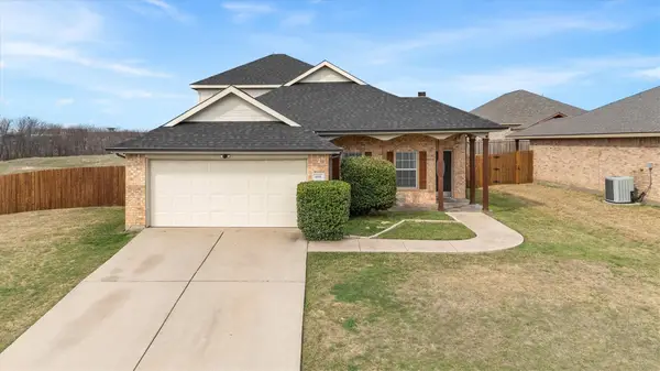 4001 Park Lane, Sanger, TX 76266