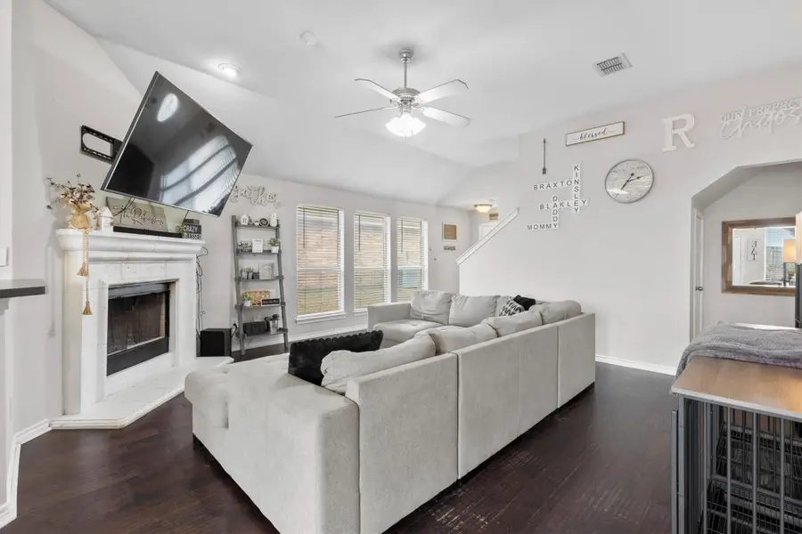 4001 Park Lane, Sanger, TX 76266 - #2