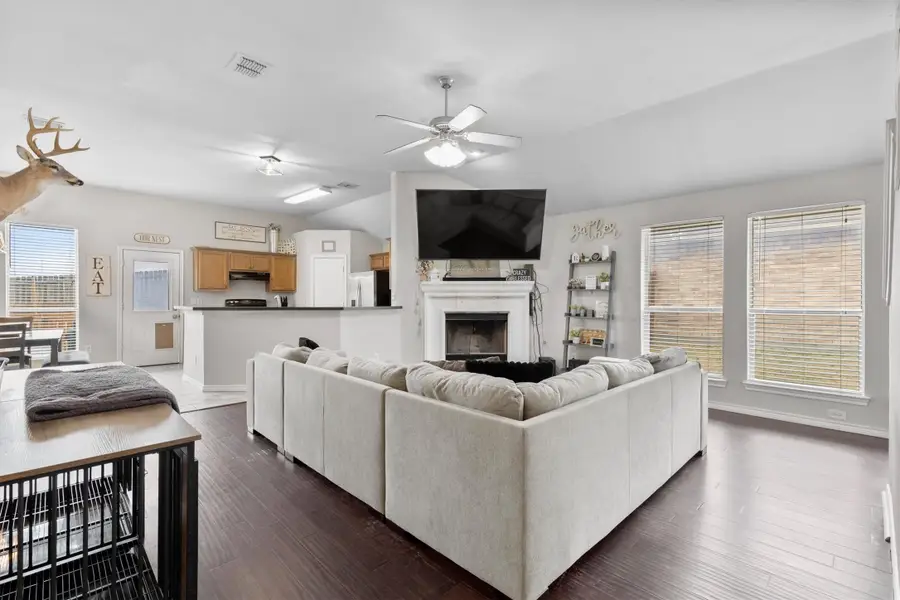 4001 Park Lane, Sanger, TX 76266 - #3