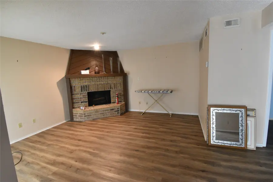 5454 Financial Plaza #13C, Shreveport, LA 71129 - #2