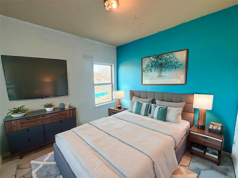 625 E Powell Avenue, Fort Worth, TX 76104 - #3