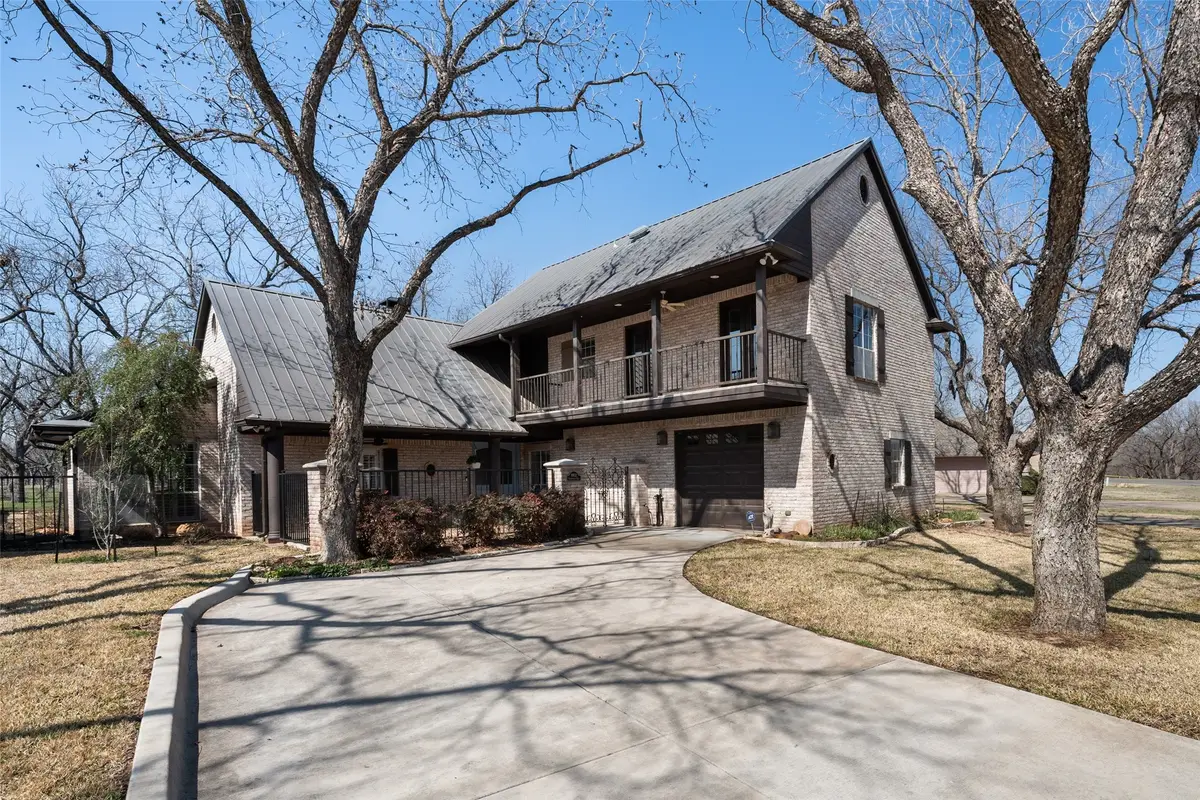 8903 Ravenswood Road, Granbury, TX 76049 - #1