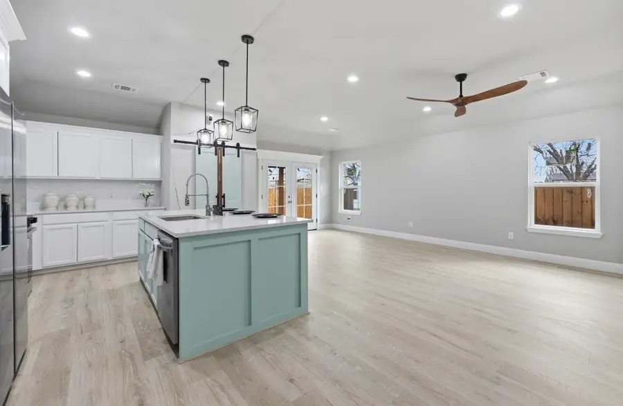 2612 Mission, Fort Worth, TX 76109 - #3