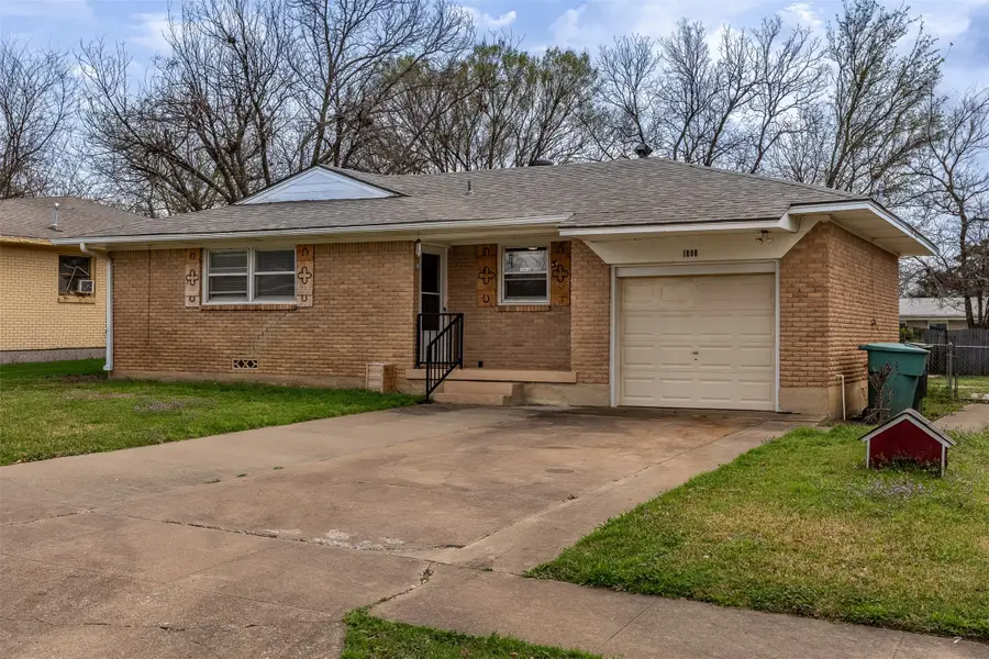 1808 W College Street, Sherman, TX 75092 - #2