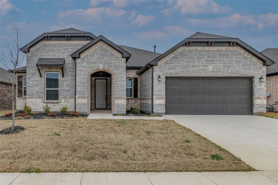 212 Colvin Lane, Justin, TX 76247 - #2
