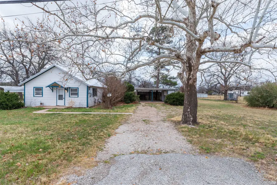 425 S 1st Street W, Clyde, TX 79510 - #2