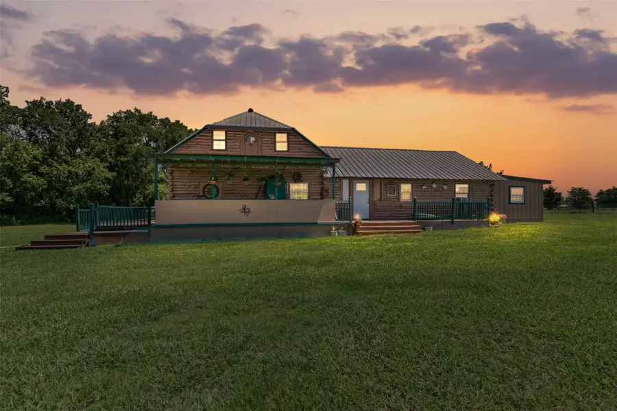 901 Cr 3925, Wolfe City, TX 75496 - #3