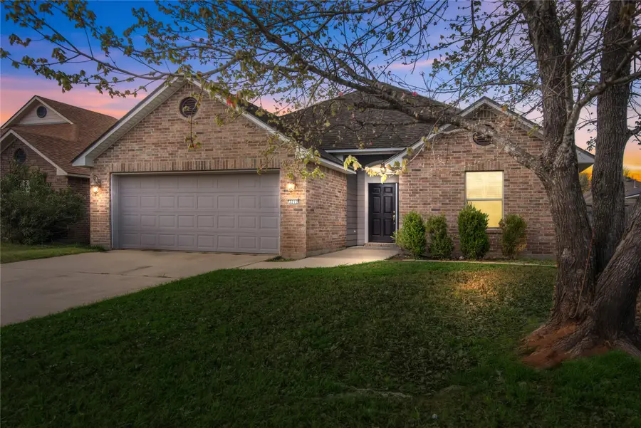 3212 Grand Lake Drive, Bossier City, LA 71111 - #3