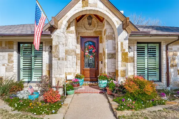 9159 Dunmore Drive, Dallas, TX 75231