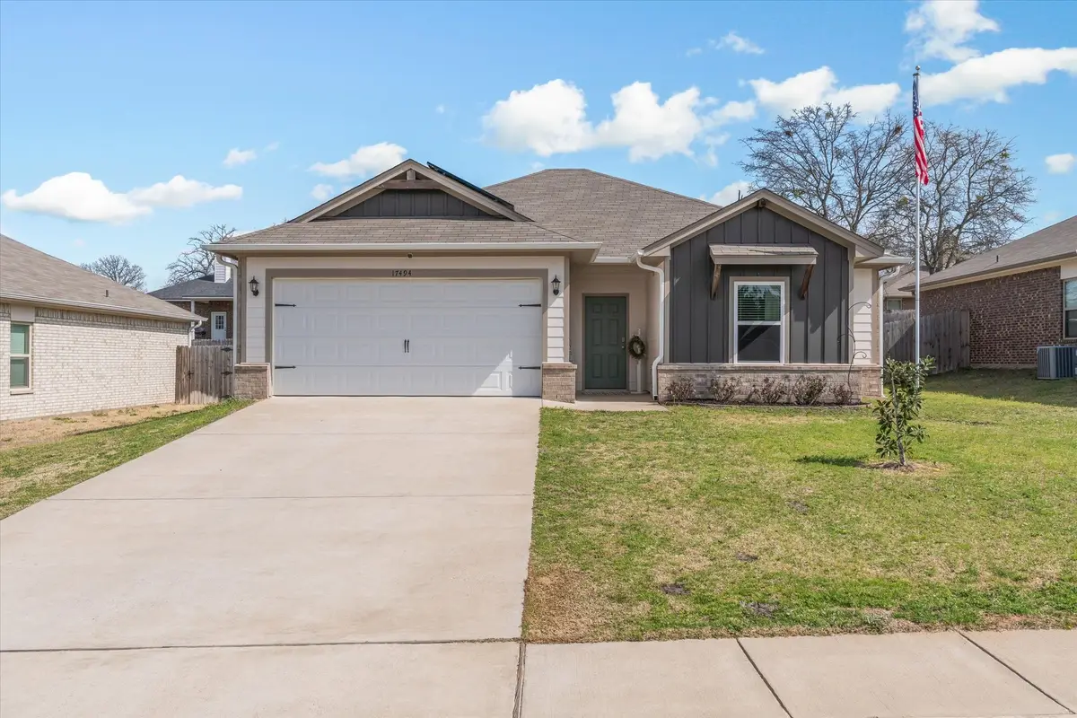 17494 Stacy Street, Lindale, TX 75771 - #1