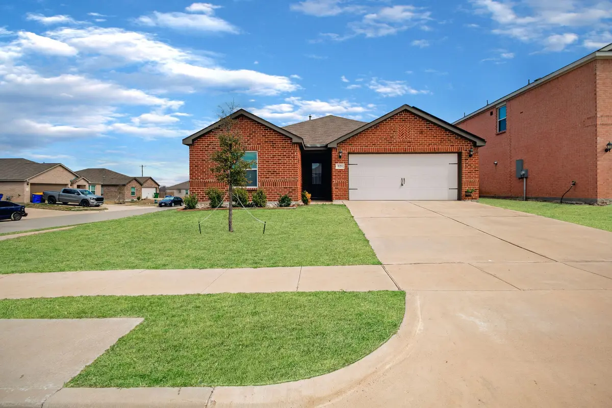 523 Bennie Leonard Street, Venus, TX 76084 - #1