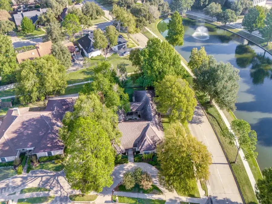 621 San Juan Court, Irving, TX 75062 - #2