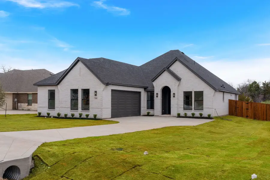 598 E Woodell Drive, Glenn Heights, TX 75154 - #2