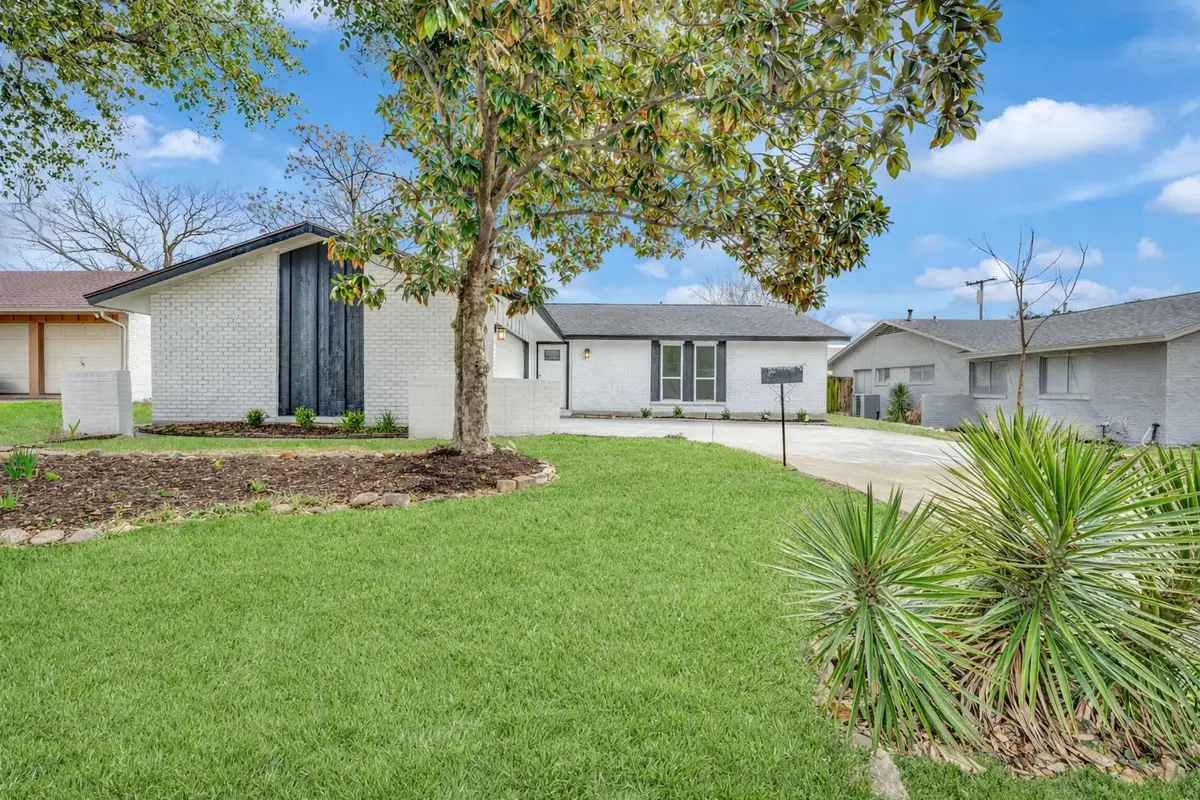 1110 Coronet Street, Irving, TX 75062 - #1