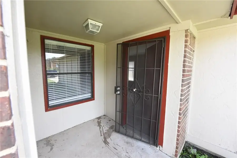 8910-8912 Greenmound Avenue, Dallas, TX 75227 - #2