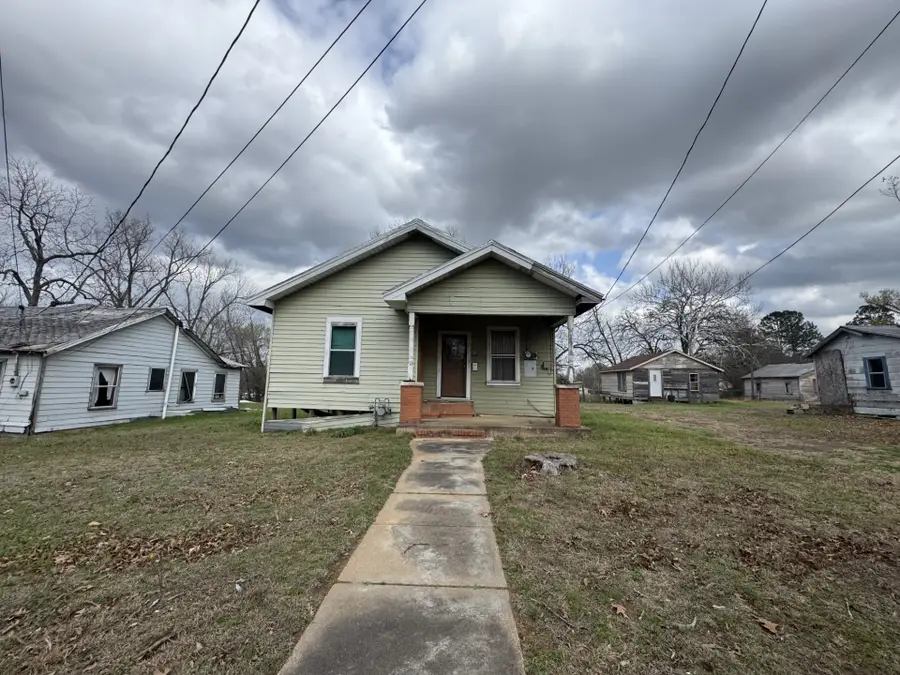 1138 Fitzhugh, Paris, TX 75460 - #2