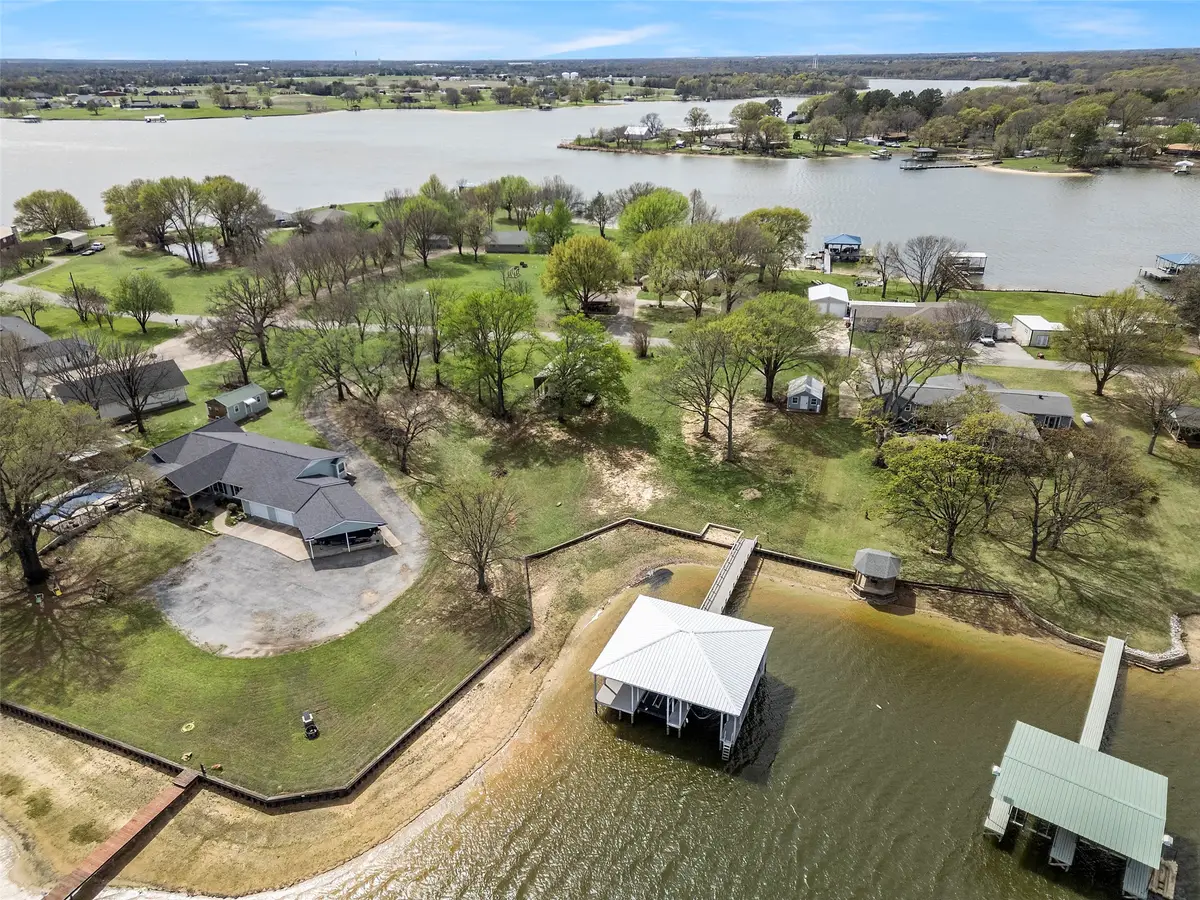 2109 Beavers Point, Bonham, TX 75418 - #1