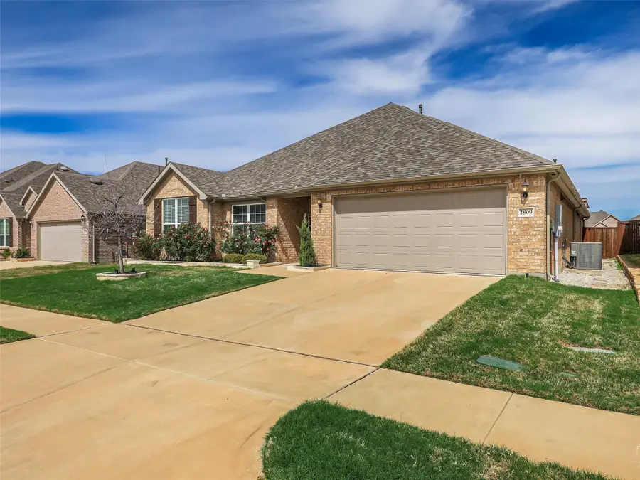 2809 Ranger Lane, Aubrey, TX 76227 - #2