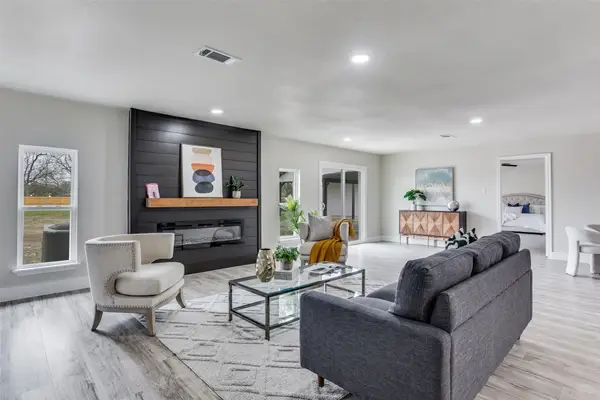 7901 Esquire Lane, Rowlett, TX 75089