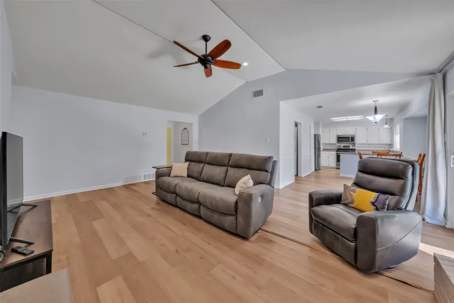 401 Ferenz Court, Crowley, TX 76036 - #3