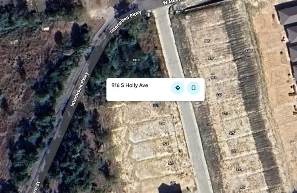 916 S Holly Avenue, Sherman, TX 75092