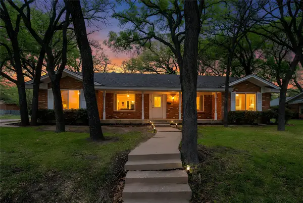 944 Mountain Terrace, Hurst, TX 76053