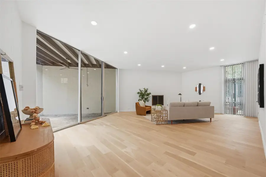 3718 Holland Avenue #2, Dallas, TX 75219 - #3