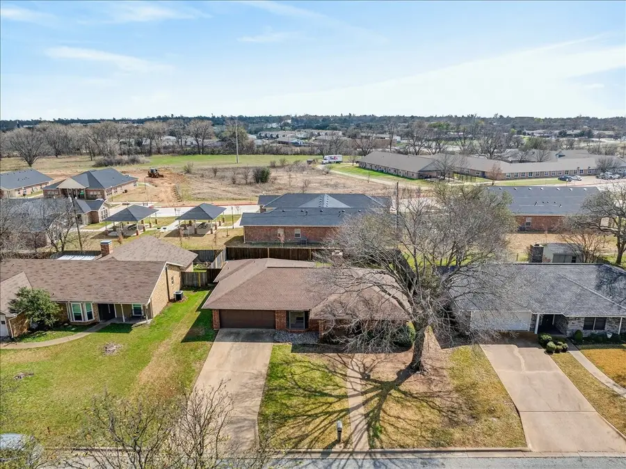 111 Blue Jay Street, Stephenville, TX 76401 - #3