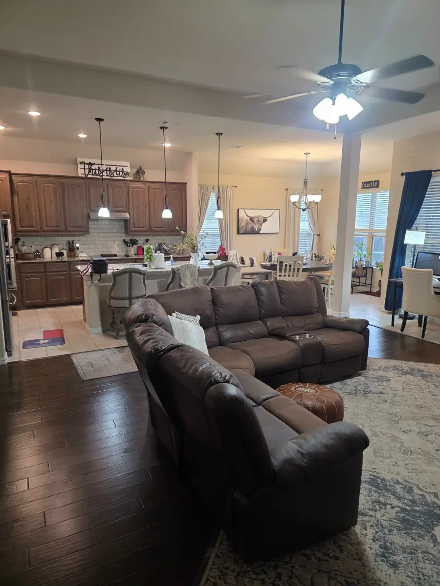 904 Royse Ridge Road, Ennis, TX 75119 - #2