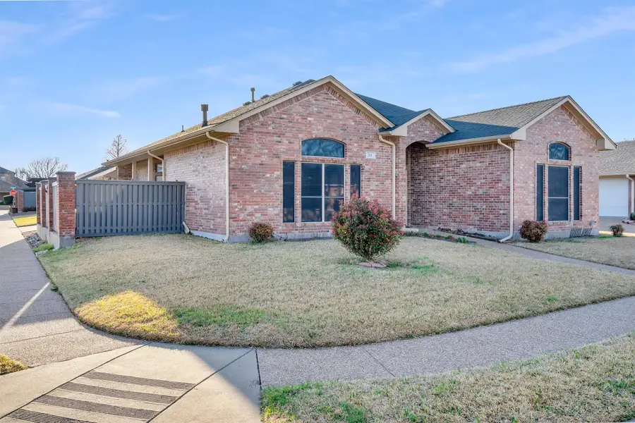 201 Bluebonnet Lane, Waxahachie, TX 75165 - #2