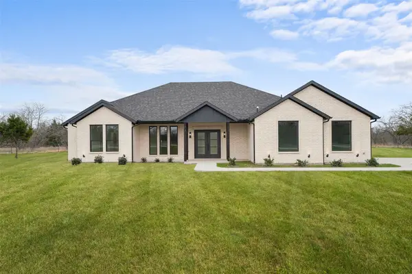 903 Dupont Circle, Corsicana, TX 75100