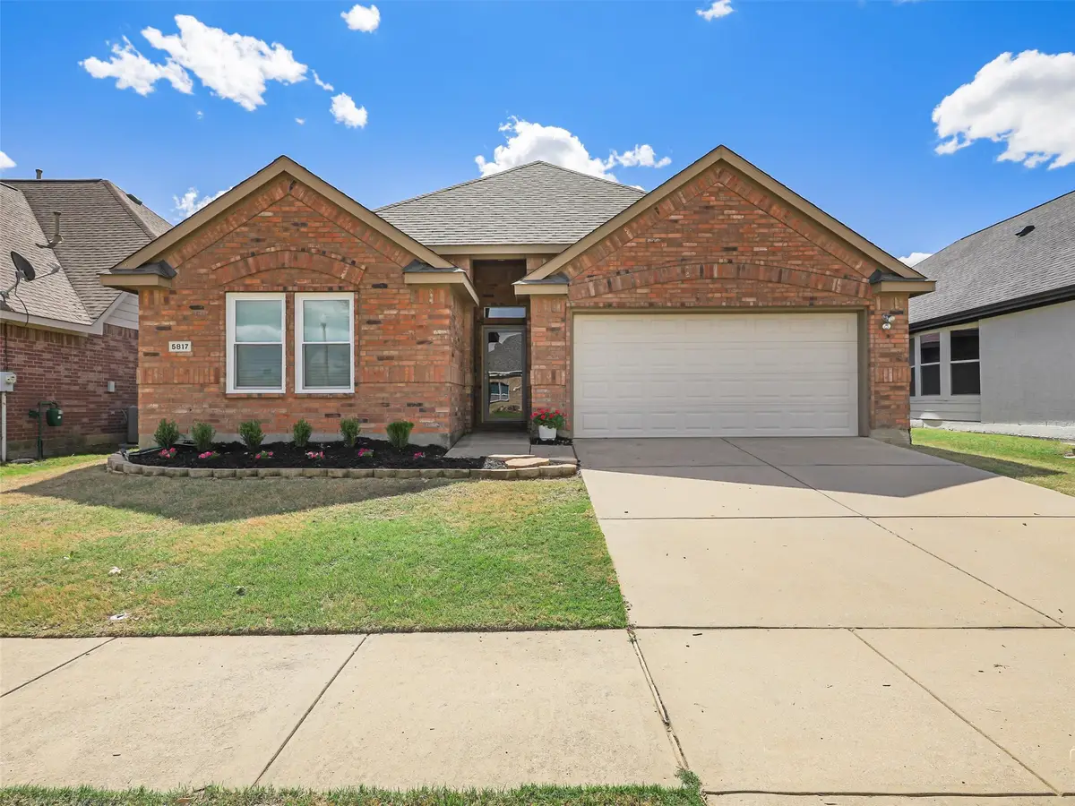 5817 Brookside Drive, Justin Roanoke, TX 76226 - #1